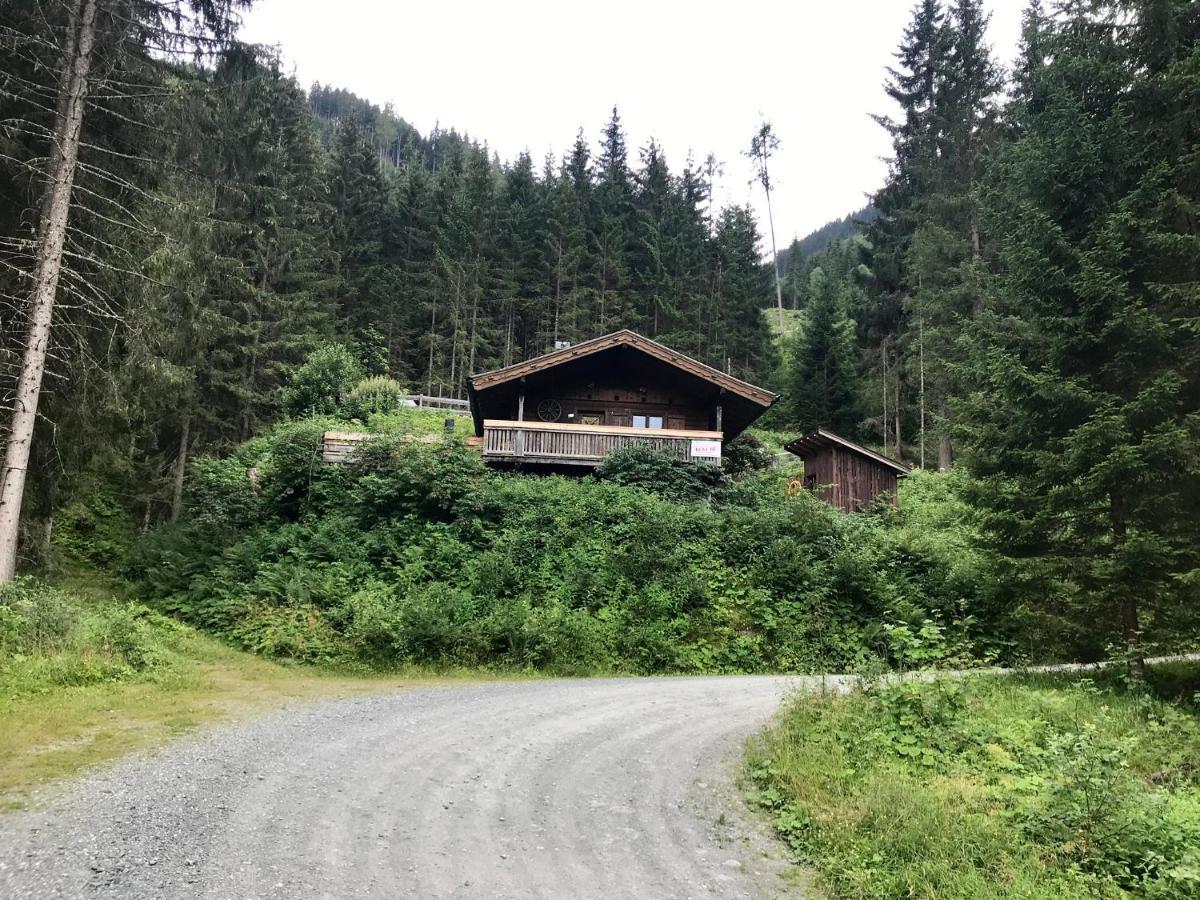 Wasserfallhuette Saalbach エクステリア 写真